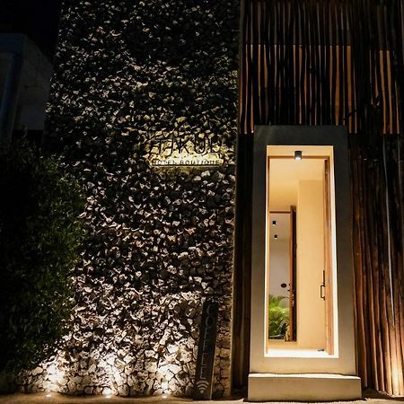 Tikul Hotel Boutique ホルボックス島 エクステリア 写真