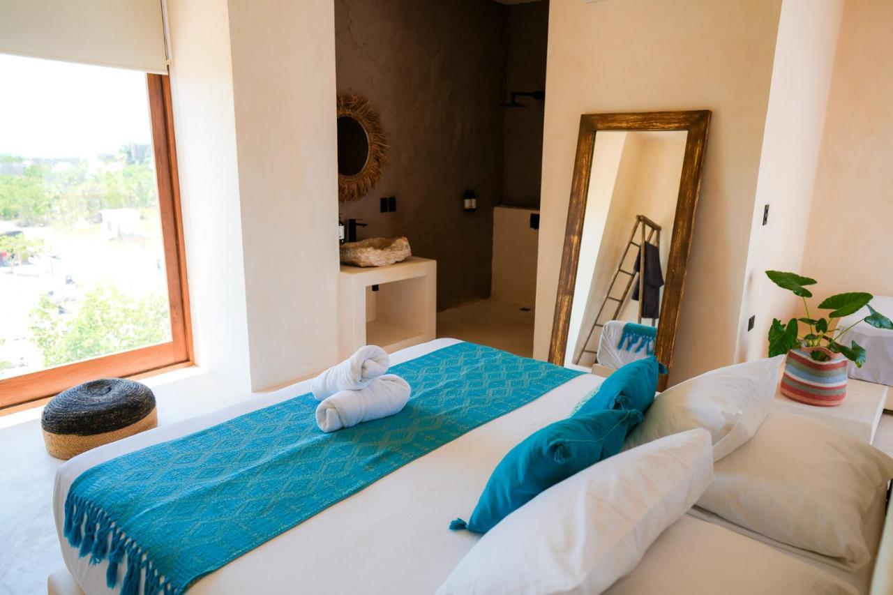 Tikul Hotel Boutique ホルボックス島 エクステリア 写真