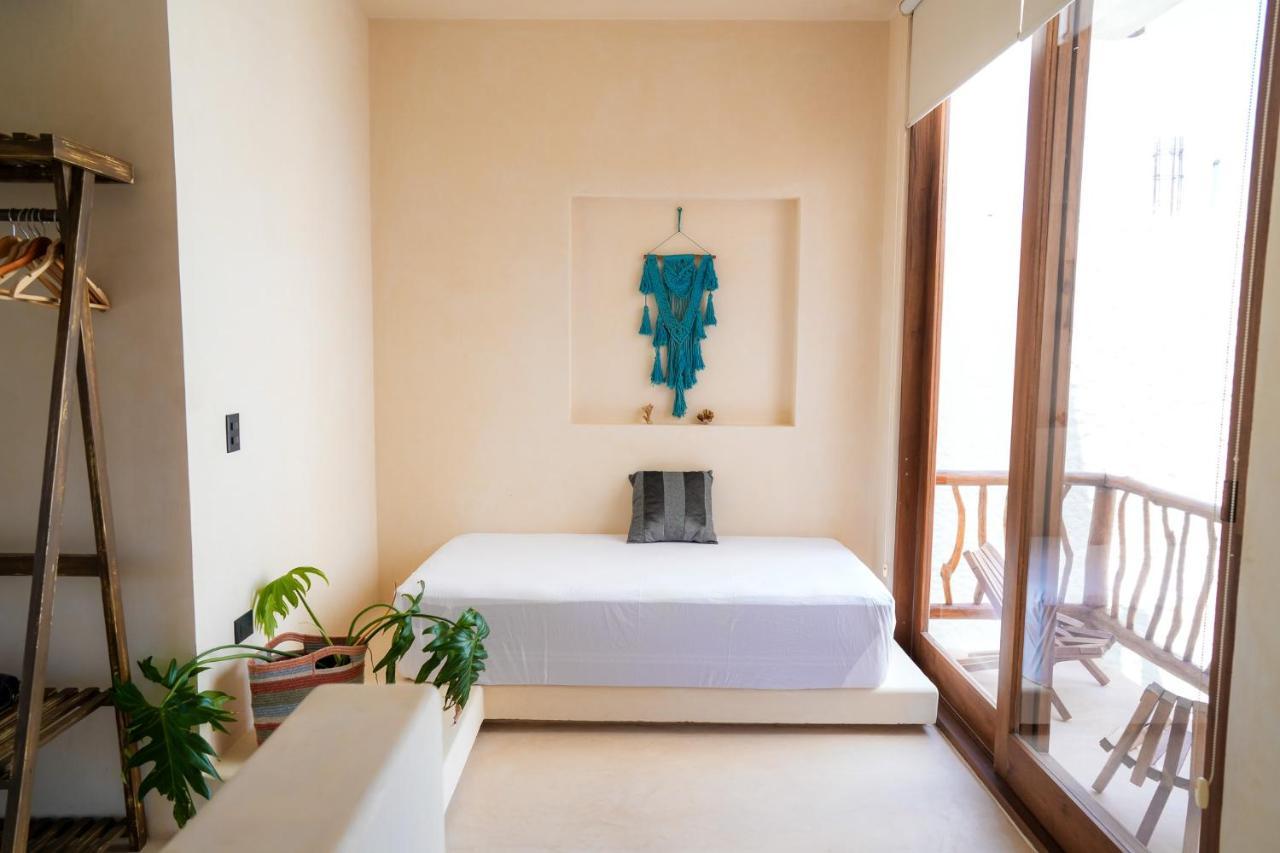 Tikul Hotel Boutique ホルボックス島 エクステリア 写真