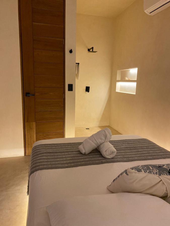 Tikul Hotel Boutique ホルボックス島 エクステリア 写真